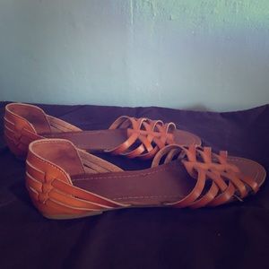 Mossimo Brown Strappy Sandals NEVER WORN